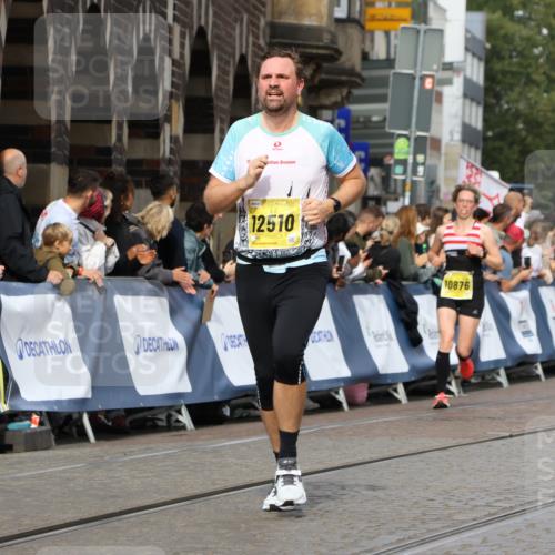 13.09.2026 - 21. swb-Marathon Bremen Strokosch-Dieckow http://msf.ph/oto/10298922 13.09.2026 10:50:10 Ziel 10452, 10508, 10593, 10709, 10966, 11005, 11007, 11035, 11183, 12380, 10170, 10233, 10923, 11111, 11178, 11497, 11499, 11622, 11680, 12045, 12269, 13562 meine-sportfotos.de