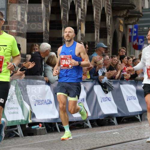 13.09.2026 - 21. swb-Marathon Bremen Strokosch-Dieckow http://msf.ph/oto/10298951 13.09.2026 12:45:24 Ziel 322, 814, 1187, 1544, 1840, 4474, 8285, 2032 meine-sportfotos.de