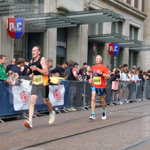 13.09.2026 - 21. swb-Marathon Bremen Strokosch-Dieckow http://msf.ph/oto/10299018 13.09.2026 10:46:29 Ziel 10289, 10445, 10504, 10590, 11155, 11199, 11212, 11608, 11661, 11783, 12035, 12364, 12375, 13511, 10228, 10447, 10897, 11110, 11287, 11356, 11706, 11925, 11926, 12035, 13511, 13609, 13640 meine-sportfotos.de