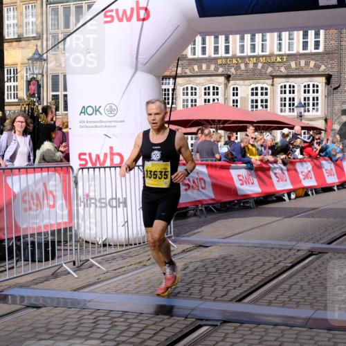 13.09.2026 - 21. swb-Marathon Bremen Tim E. http://msf.ph/oto/10299035 13.09.2026 10:38:05 Ziel 11083, 12538, 13535 meine-sportfotos.de
