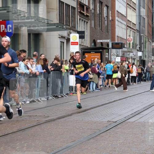 13.09.2026 - 21. swb-Marathon Bremen Strokosch-Dieckow http://msf.ph/oto/10299062 13.09.2026 10:46:32 Ziel 10289, 10445, 10504, 10590, 11060, 11155, 11199, 11212, 11344, 11608, 11661, 11783, 12364, 12375, 10228, 10590, 10897, 11110, 11155, 11287, 11356, 11706, 11926, 12035, 13511, 13609 meine-sportfotos.de