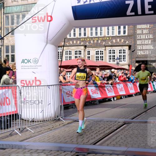 13.09.2026 - 21. swb-Marathon Bremen Tim E. http://msf.ph/oto/10299089 13.09.2026 10:38:11 Ziel 11083, 12538, 13535 meine-sportfotos.de