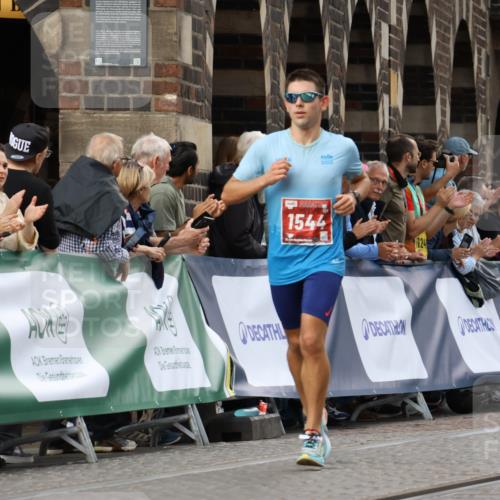 13.09.2026 - 21. swb-Marathon Bremen Strokosch-Dieckow http://msf.ph/oto/10299095 13.09.2026 12:45:34 Ziel 322, 1544, 2032 meine-sportfotos.de