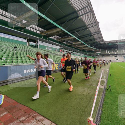 13.09.2026 - 21. swb-Marathon Bremen Michael Burmester http://msf.ph/oto/10299190 13.09.2026 10:36:15 Laufen im Stadion 10092, 10093, 10144, 10152, 10153, 10154, 10157, 10160, 10173, 10175, 10181, 10182, 10185, 10186, 10187, 10195, 10198, 10237, 10245, 10251, 10257, 10263, 10272, 10275, 10278, 10291, 10296, 10306, 10309, 10331, 10332, 10338, 10357, 10377, 10382, 10390, 10403, 10409, 10411, 10420, 10427, 10429, 10439, 10473, 10477, 10481, 10492, 10497, 10500, 10528, 10531, 10560, 10569, 10607, 10613, 10617, 10633, 10636, 10647, 10648, 10659, 10671, 10672, 10677, 10715 meine-sportfotos.de