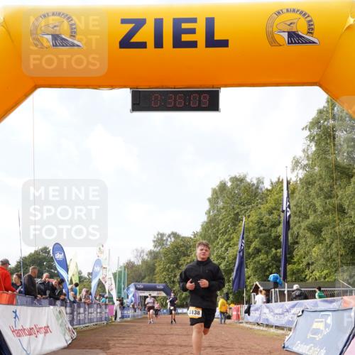 13.09.2026 - Airport Race Dennis Weichert http://msf.ph/oto/10299244 13.09.2026 10:36:42 Ziel 5110, 5138, 5301, 5319 meine-sportfotos.de