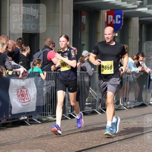 13.09.2026 - 21. swb-Marathon Bremen Strokosch-Dieckow http://msf.ph/oto/10299351 13.09.2026 10:47:06 Ziel 10189, 10223, 10270, 10310, 10319, 10807, 10873, 10898, 11130, 11187, 11269, 11462, 11469, 11646, 12048, 12195, 12296, 12298, 12318, 13521, 13528, 13545, 13589, 10289, 10445, 10504, 10744, 11060, 11199, 11212, 11344, 11608, 11650, 11651, 11661, 11783, 11814, 12364, 12375, 12415, 12470, 13613 meine-sportfotos.de