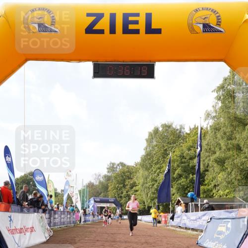 13.09.2026 - Airport Race Dennis Weichert http://msf.ph/oto/10299371 13.09.2026 10:36:53 Ziel 5110, 5252, 5319 meine-sportfotos.de
