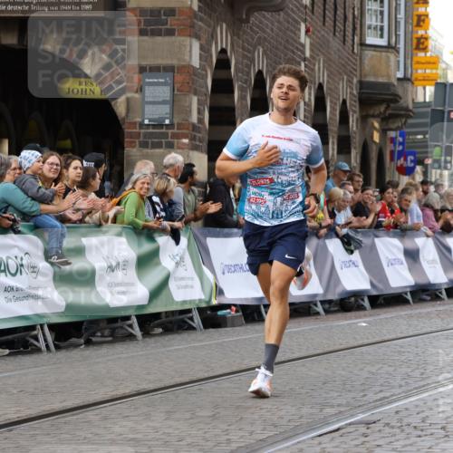 13.09.2026 - 21. swb-Marathon Bremen Strokosch-Dieckow http://msf.ph/oto/10299376 13.09.2026 12:46:35 Ziel 103, 1352, 8044, 238, 574, 841, 1391 meine-sportfotos.de