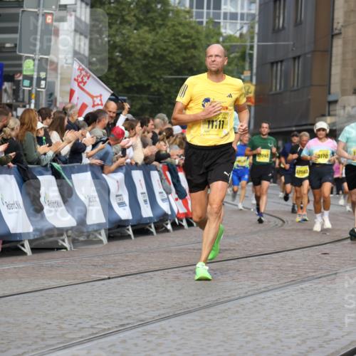 13.09.2026 - 21. swb-Marathon Bremen Strokosch-Dieckow http://msf.ph/oto/10299380 13.09.2026 10:50:19 Ziel 10452, 10508, 10593, 10876, 10966, 11005, 11035, 11183, 11415, 12240, 12380, 12510, 10233, 10525, 10840, 10923, 11276, 11622, 11664, 11680, 11742, 12045, 12078, 12447, 13562 meine-sportfotos.de