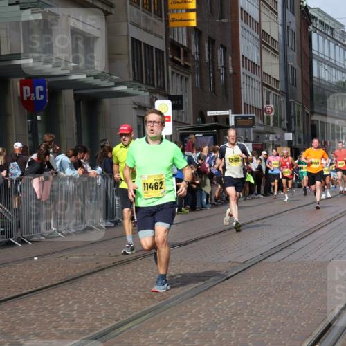13.09.2026 - 21. swb-Marathon Bremen Strokosch-Dieckow http://msf.ph/oto/10299521 13.09.2026 10:47:14 Ziel 10189, 10210, 10223, 10270, 10310, 10393, 10594, 10807, 10860, 10873, 10898, 11130, 11269, 11469, 11646, 11809, 11894, 12077, 12195, 12296, 12318, 12547, 13521, 13528, 13545, 10289, 10319, 10504, 10744, 11060, 11187, 11199, 11212, 11344, 11462, 11608, 11650, 11651, 11661, 11783, 11814, 12048, 12298, 12415, 12470, 13528, 13589, 13613 meine-sportfotos.de
