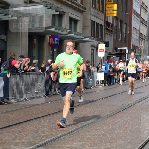 13.09.2026 - 21. swb-Marathon Bremen Strokosch-Dieckow http://msf.ph/oto/10299541 13.09.2026 10:47:14 Ziel 10189, 10210, 10223, 10270, 10310, 10393, 10594, 10807, 10860, 10873, 10898, 11130, 11269, 11469, 11646, 11809, 11894, 12077, 12195, 12296, 12318, 12547, 13521, 13528, 13545, 10289, 10319, 10504, 10744, 11060, 11187, 11199, 11212, 11344, 11462, 11608, 11650, 11651, 11661, 11783, 11814, 12048, 12298, 12415, 12470, 13528, 13589, 13613 meine-sportfotos.de