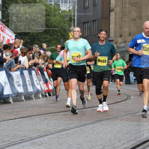 13.09.2026 - 21. swb-Marathon Bremen Strokosch-Dieckow http://msf.ph/oto/10299579 13.09.2026 10:50:23 Ziel 10452, 10593, 10876, 10966, 11005, 11035, 11111, 11128, 11415, 12240, 12380, 12510, 10233, 10525, 10840, 11220, 11276, 11622, 11664, 11742, 11774, 12078, 12309, 12447 meine-sportfotos.de