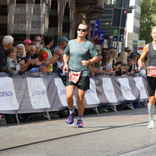 13.09.2026 - 21. swb-Marathon Bremen Strokosch-Dieckow http://msf.ph/oto/10299583 13.09.2026 12:47:00 Ziel 238, 574, 841, 1253, 1391, 649, 7741 meine-sportfotos.de