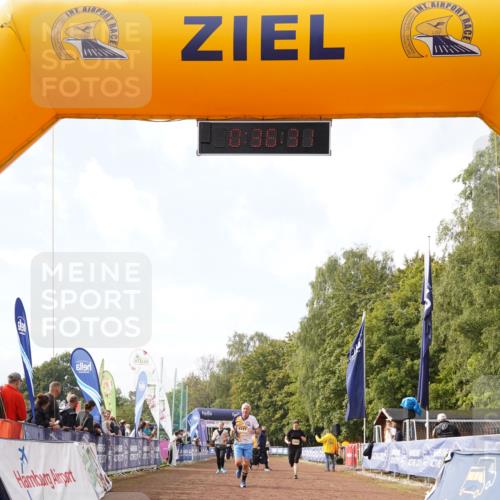 13.09.2026 - Airport Race Dennis Weichert http://msf.ph/oto/10299584 13.09.2026 10:37:04 Ziel 4127, 5227, 5228, 5244, 5252, 5276, 5445 meine-sportfotos.de
