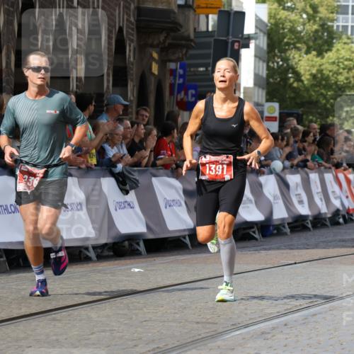 13.09.2026 - 21. swb-Marathon Bremen Strokosch-Dieckow http://msf.ph/oto/10299594 13.09.2026 12:47:01 Ziel 238, 574, 841, 1391, 649, 7741 meine-sportfotos.de