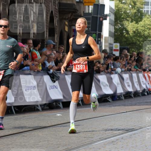 13.09.2026 - 21. swb-Marathon Bremen Strokosch-Dieckow http://msf.ph/oto/10299616 13.09.2026 12:47:02 Ziel 238, 574, 841, 1391, 649, 7741 meine-sportfotos.de