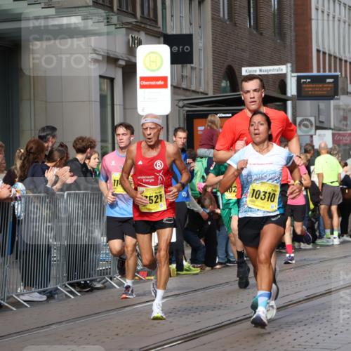 13.09.2026 - 21. swb-Marathon Bremen Strokosch-Dieckow http://msf.ph/oto/10299658 13.09.2026 10:47:21 Ziel 10172, 10210, 10223, 10270, 10310, 10393, 10592, 10594, 10807, 10860, 10873, 11018, 11130, 11469, 11634, 11646, 11809, 11894, 12077, 12296, 12318, 12547, 12558, 13521, 10189, 10310, 10319, 10744, 10898, 11060, 11187, 11269, 11344, 11462, 11650, 11651, 11814, 12048, 12195, 12298, 12415, 12470, 13528, 13545, 13589, 13613 meine-sportfotos.de