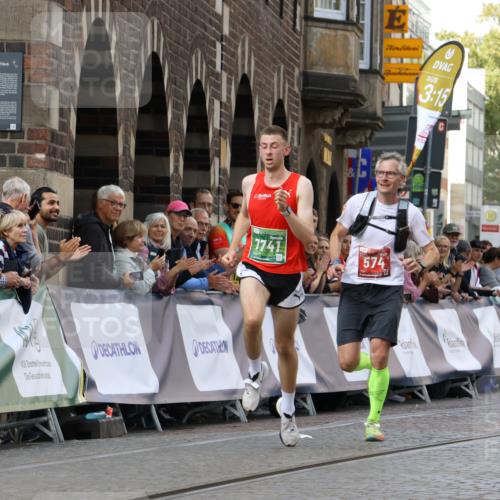 13.09.2026 - 21. swb-Marathon Bremen Strokosch-Dieckow http://msf.ph/oto/10299663 13.09.2026 12:47:07 Ziel 238, 574, 841, 1391, 7741 meine-sportfotos.de