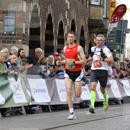 13.09.2026 - 21. swb-Marathon Bremen Strokosch-Dieckow http://msf.ph/oto/10299683 13.09.2026 12:47:07 Ziel 238, 574, 841, 1391, 7741 meine-sportfotos.de