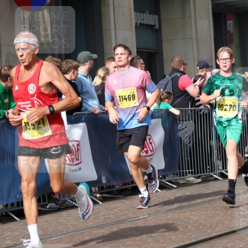 13.09.2026 - 21. swb-Marathon Bremen Strokosch-Dieckow http://msf.ph/oto/10299753 13.09.2026 10:47:25 Ziel 10172, 10210, 10223, 10270, 10393, 10592, 10594, 10860, 10873, 11018, 11130, 11360, 11469, 11634, 11646, 11809, 11894, 12077, 12278, 12296, 12318, 12547, 12558, 13521, 10189, 10310, 10319, 10744, 10807, 10898, 11187, 11269, 11462, 11650, 11651, 11814, 12048, 12195, 12298, 12415, 12470, 13528, 13545, 13589, 13613 meine-sportfotos.de