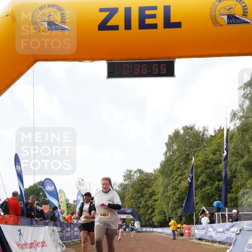 13.09.2026 - Airport Race Dennis Weichert http://msf.ph/oto/10299784 13.09.2026 10:37:28 Ziel 5105, 5107, 5407, 5461, 5462 meine-sportfotos.de