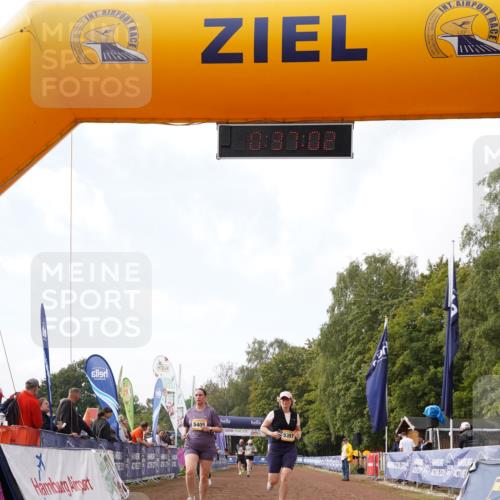 13.09.2026 - Airport Race Dennis Weichert http://msf.ph/oto/10299801 13.09.2026 10:37:35 Ziel 5303, 5397, 5405 meine-sportfotos.de