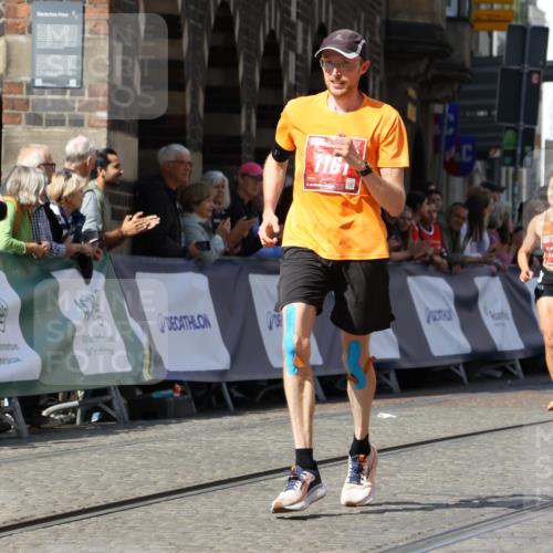 13.09.2026 - 21. swb-Marathon Bremen Strokosch-Dieckow http://msf.ph/oto/10299826 13.09.2026 12:48:05 Ziel 875, 991, 1161, 1783 meine-sportfotos.de