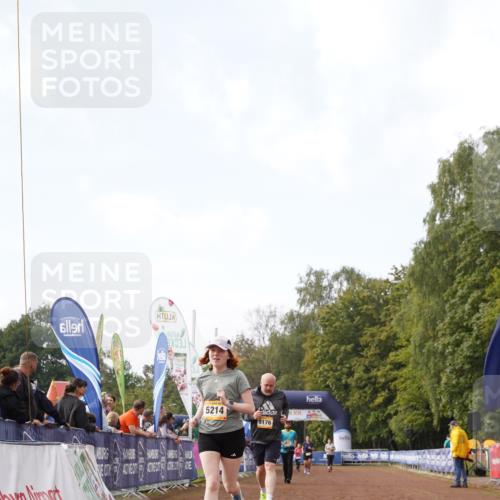 13.09.2026 - Airport Race Dennis Weichert http://msf.ph/oto/10299835 13.09.2026 10:37:42 Ziel 5176, 5214, 5303, 5397, 5405 meine-sportfotos.de