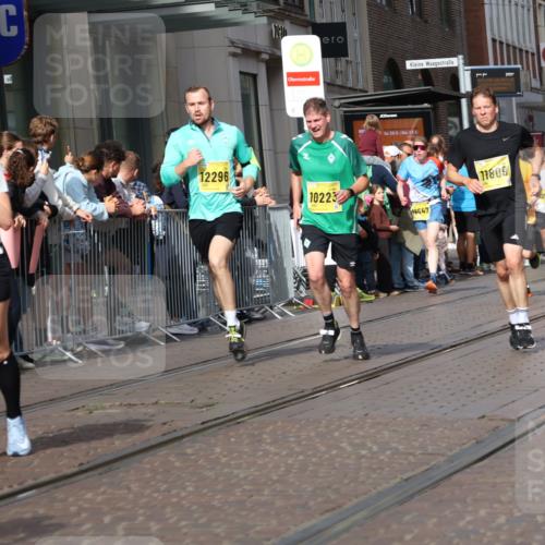 13.09.2026 - 21. swb-Marathon Bremen Strokosch-Dieckow http://msf.ph/oto/10299840 13.09.2026 10:47:29 Ziel 10172, 10210, 10223, 10393, 10592, 10594, 10860, 11018, 11130, 11360, 11634, 11735, 11809, 11894, 12077, 12278, 12318, 12547, 12558, 10189, 10223, 10270, 10310, 10319, 10744, 10807, 10873, 10898, 11187, 11269, 11462, 11469, 11646, 11650, 11651, 11814, 12048, 12195, 12296, 12298, 12318, 13521, 13528, 13545, 13589 meine-sportfotos.de
