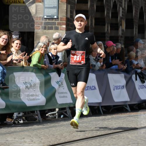 13.09.2026 - 21. swb-Marathon Bremen Strokosch-Dieckow http://msf.ph/oto/10299865 13.09.2026 12:48:09 Ziel 875, 991, 1161, 1783 meine-sportfotos.de