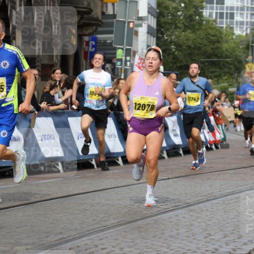 13.09.2026 - 21. swb-Marathon Bremen Strokosch-Dieckow http://msf.ph/oto/10299968 13.09.2026 10:50:36 Ziel 10170, 10233, 10876, 10923, 11111, 11128, 11178, 11497, 11499, 11622, 11680, 12045, 12240, 12269, 13562, 10267, 10764, 11076, 11170, 11753, 11961, 12052, 12070, 12179, 12309, 12488, 12560, 13544 meine-sportfotos.de