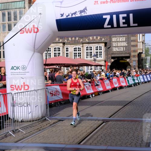 13.09.2026 - 21. swb-Marathon Bremen Tim E. http://msf.ph/oto/10299972 13.09.2026 10:40:08 Ziel 11198, 11721, 12144, 12339, 13519, 13642 meine-sportfotos.de