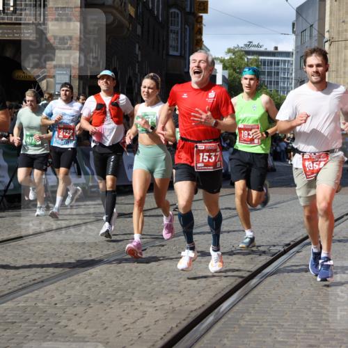 13.09.2026 - 21. swb-Marathon Bremen Strokosch-Dieckow http://msf.ph/oto/10299977 13.09.2026 13:20:35 Ziel 201, 205, 232, 334, 655, 1058, 1390, 1537, 1750, 1931, 2122, 2577, 2807, 2885, 2903, 3685, 3690, 4351, 5137, 5389, 5450, 5583, 6663, 6901, 7018, 7341, 7531, 7664, 8178, 9047, 9518, 9756, 13222, 541, 769, 876, 1881, 2640, 3356, 3866, 4174, 4482, 4612, 5213, 5855, 5954, 6177, 7517, 8005, 8141, 8804, 9691, 13126 meine-sportfotos.de