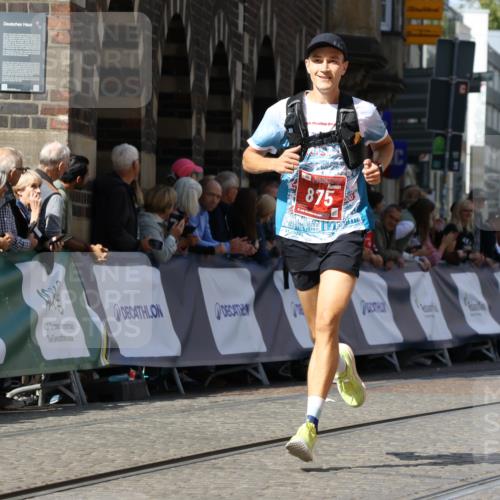 13.09.2026 - 21. swb-Marathon Bremen Strokosch-Dieckow http://msf.ph/oto/10299990 13.09.2026 12:48:16 Ziel 358, 447, 875, 5428 meine-sportfotos.de