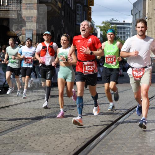 13.09.2026 - 21. swb-Marathon Bremen Strokosch-Dieckow http://msf.ph/oto/10299994 13.09.2026 13:20:35 Ziel 201, 205, 232, 334, 655, 1058, 1390, 1537, 1750, 1931, 2122, 2577, 2807, 2885, 2903, 3685, 3690, 4351, 5137, 5389, 5450, 5583, 6663, 6901, 7018, 7341, 7531, 7664, 8178, 9047, 9518, 9756, 13222, 541, 769, 876, 1881, 2640, 3356, 3866, 4174, 4482, 4612, 5213, 5855, 5954, 6177, 7517, 8005, 8141, 8804, 9691, 13126 meine-sportfotos.de