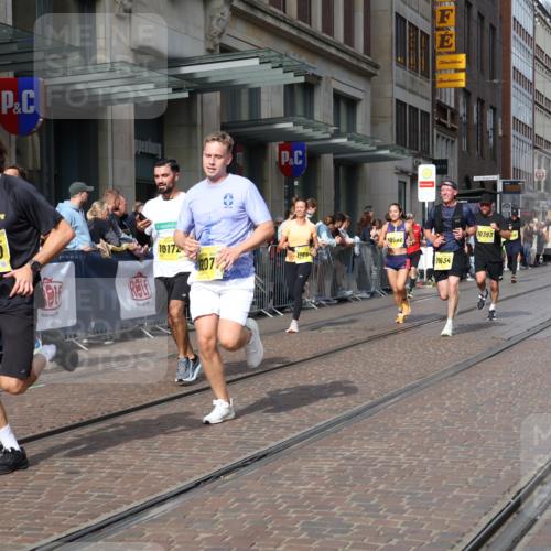 13.09.2026 - 21. swb-Marathon Bremen Strokosch-Dieckow http://msf.ph/oto/10300023 13.09.2026 10:47:40 Ziel 10142, 10172, 10329, 10592, 11018, 11058, 11193, 11360, 11634, 11735, 12278, 12354, 12487, 12558, 13620, 10172, 10189, 10210, 10223, 10270, 10310, 10393, 10594, 10807, 10860, 10873, 10898, 11130, 11269, 11469, 11646, 11809, 11894, 12077, 12195, 12296, 12318, 12547, 13521, 13545 meine-sportfotos.de