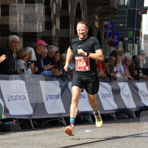 13.09.2026 - 21. swb-Marathon Bremen Strokosch-Dieckow http://msf.ph/oto/10300059 13.09.2026 12:48:29 Ziel 358, 447, 314 meine-sportfotos.de