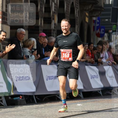13.09.2026 - 21. swb-Marathon Bremen Strokosch-Dieckow http://msf.ph/oto/10300076 13.09.2026 12:48:30 Ziel 358, 447, 314 meine-sportfotos.de