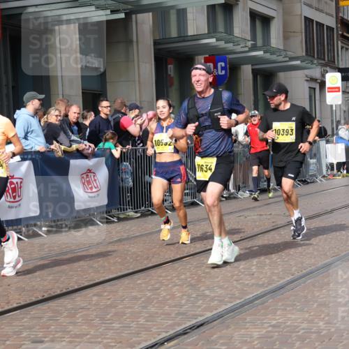 13.09.2026 - 21. swb-Marathon Bremen Strokosch-Dieckow http://msf.ph/oto/10300077 13.09.2026 10:47:42 Ziel 10142, 10316, 10329, 10592, 11018, 11058, 11193, 11360, 11634, 11735, 12278, 12354, 12487, 12558, 13620, 10172, 10189, 10210, 10223, 10270, 10310, 10393, 10592, 10594, 10807, 10860, 10873, 10898, 11018, 11130, 11269, 11469, 11634, 11646, 11809, 11894, 12077, 12195, 12296, 12318, 12547, 13521 meine-sportfotos.de