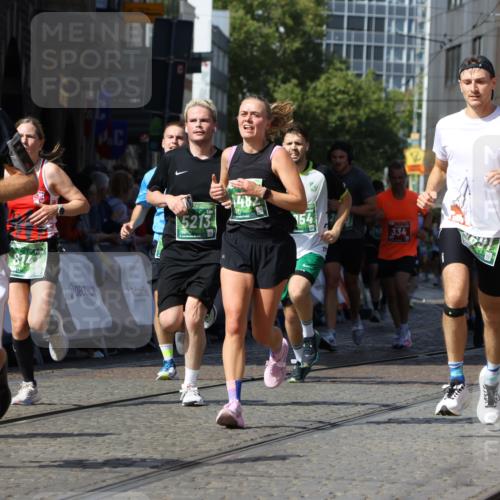 13.09.2026 - 21. swb-Marathon Bremen Strokosch-Dieckow http://msf.ph/oto/10300106 13.09.2026 13:20:42 Ziel 201, 232, 334, 1197, 1646, 1750, 2122, 2493, 2577, 2953, 3685, 4351, 4358, 5137, 5450, 5493, 5583, 6496, 6901, 7018, 7664, 8178, 9047, 9721, 13222, 769, 1056, 1881, 2425, 2640, 3356, 3866, 4126, 4316, 4465, 4482, 4612, 5161, 5213, 5954, 6177, 6401, 6680, 7517, 7902, 8005, 8141, 8804, 9691, 13126 meine-sportfotos.de