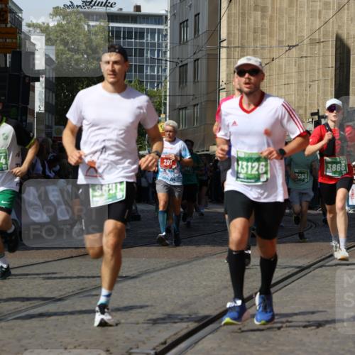 13.09.2026 - 21. swb-Marathon Bremen Strokosch-Dieckow http://msf.ph/oto/10300146 13.09.2026 13:20:43 Ziel 201, 232, 334, 1197, 1646, 1750, 2493, 2577, 2953, 3685, 3813, 4351, 4358, 5137, 5450, 5493, 5583, 6495, 6496, 6901, 7018, 7664, 8178, 9047, 9721, 13222, 769, 1056, 1881, 2425, 2640, 3356, 3866, 4126, 4316, 4465, 4482, 4612, 5161, 5213, 5954, 6177, 6401, 6680, 7517, 7902, 8005, 8141, 8804, 8971, 9691, 13126 meine-sportfotos.de