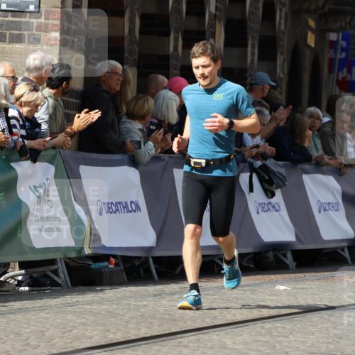 13.09.2026 - 21. swb-Marathon Bremen Strokosch-Dieckow http://msf.ph/oto/10300198 13.09.2026 12:49:12 Ziel 314, 934, 1428, 1917, 1483 meine-sportfotos.de