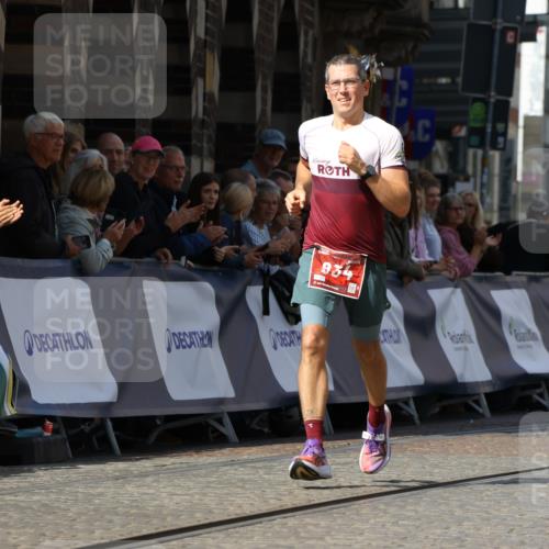 13.09.2026 - 21. swb-Marathon Bremen Strokosch-Dieckow http://msf.ph/oto/10300244 13.09.2026 12:49:20 Ziel 934, 1428, 1917, 1483 meine-sportfotos.de