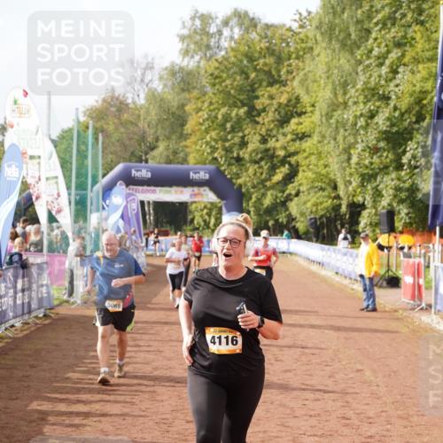 13.09.2026 - Airport Race Dennis Weichert http://msf.ph/oto/10300303 13.09.2026 10:38:29 Ziel 4116, 5069, 5099, 5248, 5264 meine-sportfotos.de