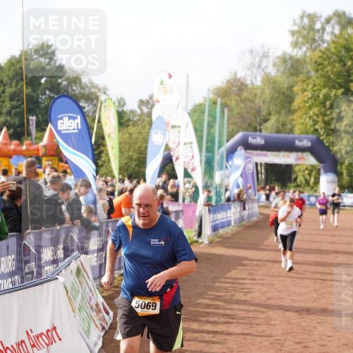 13.09.2026 - Airport Race Dennis Weichert http://msf.ph/oto/10300354 13.09.2026 10:38:31 Ziel 4010, 4116, 5069, 5099, 5236 meine-sportfotos.de
