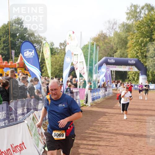 13.09.2026 - Airport Race Dennis Weichert http://msf.ph/oto/10300363 13.09.2026 10:38:31 Ziel 4010, 4116, 5069, 5099, 5236 meine-sportfotos.de