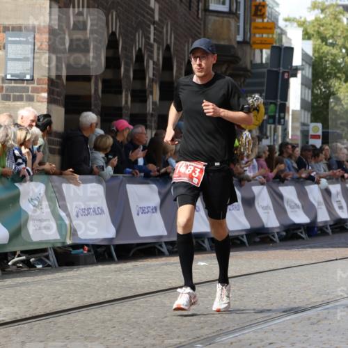 13.09.2026 - 21. swb-Marathon Bremen Strokosch-Dieckow http://msf.ph/oto/10300397 13.09.2026 12:49:53 Ziel 968, 1483, 547 meine-sportfotos.de