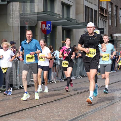 13.09.2026 - 21. swb-Marathon Bremen Strokosch-Dieckow http://msf.ph/oto/10300469 13.09.2026 10:48:26 Ziel 10231, 10269, 10489, 10538, 10770, 10814, 10815, 10917, 10993, 11196, 11372, 11611, 11885, 12204, 13512, 10316, 10329, 10421, 10426, 10638, 10814, 11058, 11135, 11241, 11582, 11683, 11781, 11815, 11837, 12259, 13570 meine-sportfotos.de