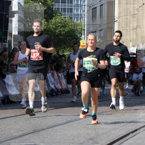13.09.2026 - 21. swb-Marathon Bremen Strokosch-Dieckow http://msf.ph/oto/10300526 13.09.2026 13:21:00 Ziel 541, 769, 876, 1528, 3813, 3866, 4174, 4357, 4358, 4482, 5213, 5493, 5855, 5954, 6177, 6495, 6496, 7411, 7517, 8005, 8141, 8804, 9162, 9691, 9721, 9949, 13126, 226, 1191, 2979, 3450, 4362, 4734, 6357, 6970, 8237, 8323, 8408, 8791, 9267, 9268, 13120 meine-sportfotos.de