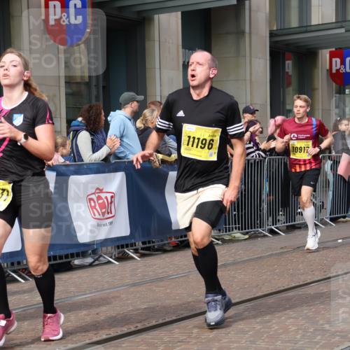13.09.2026 - 21. swb-Marathon Bremen Strokosch-Dieckow http://msf.ph/oto/10300542 13.09.2026 10:48:29 Ziel 10538, 10815, 10917, 10993, 11196, 11372, 11611, 11885, 12027, 12204, 13512, 13555, 10231, 10269, 10316, 10421, 10426, 10489, 10638, 10770, 10814, 10993, 11058, 11135, 11241, 11582, 11683, 11781, 11815, 11837, 12259, 13570 meine-sportfotos.de